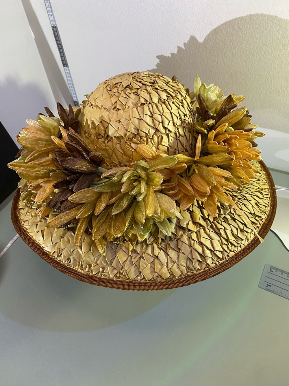 Kokin New York Women’s Straw Sun Hat with Gold and Yellow Floral Rare